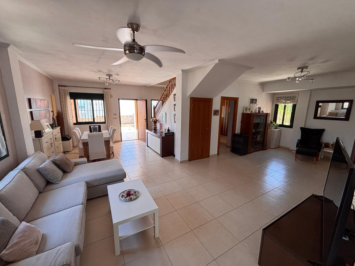 4 Bed Townhouse for sale in Ciudad Quesada Costa Blanca, Alicante, Spain