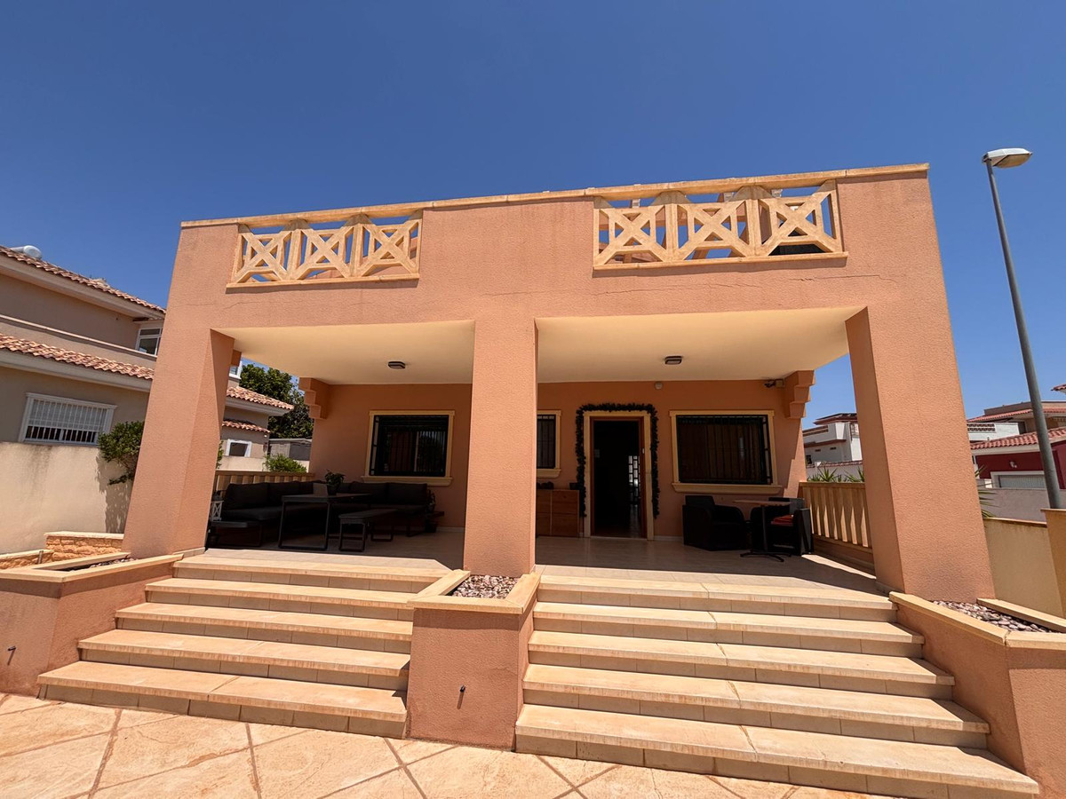 4 Bed Townhouse for sale in Ciudad Quesada Costa Blanca, Alicante, Spain