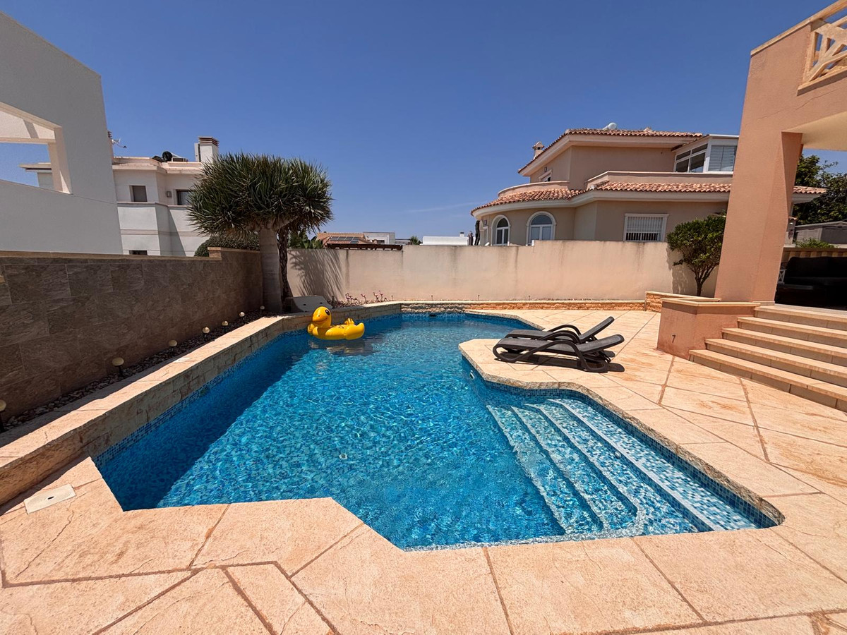 4 Bed Townhouse for sale in Ciudad Quesada Costa Blanca, Alicante, Spain