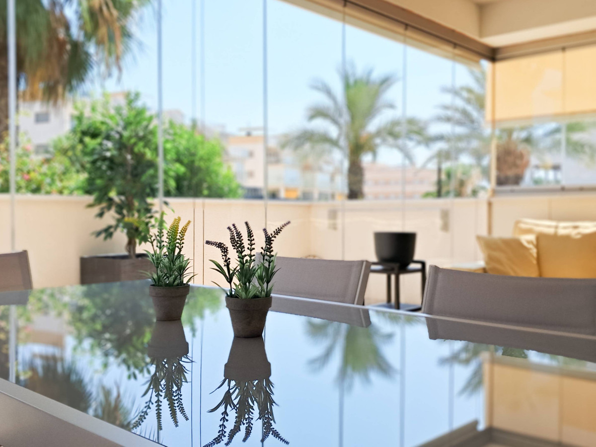 Se vende Apartamento Planta Baja de 3 dormitorios en Costa Blanca, Alicante, España
