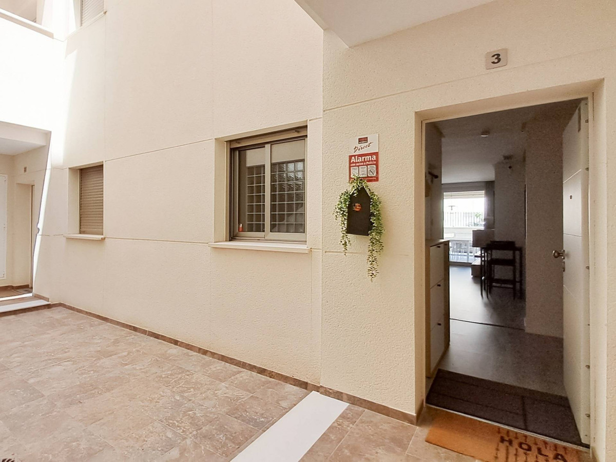 Se vende Apartamento Planta Baja de 3 dormitorios en Costa Blanca, Alicante, España