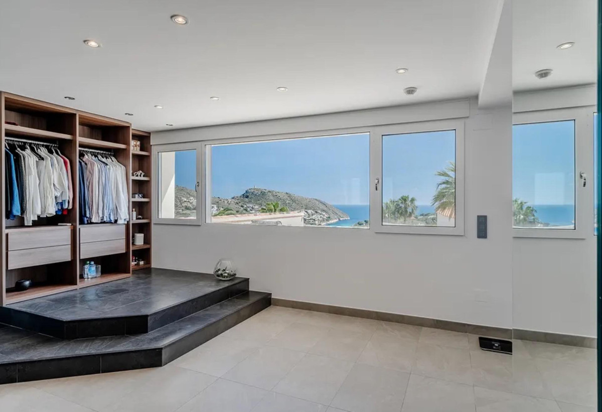 4 Bed Townhouse for sale in Moraira Costa Blanca, Alicante, Spain