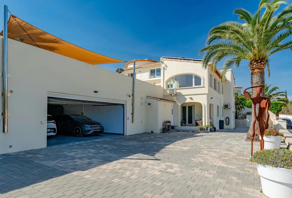 4 Bed Townhouse for sale in Moraira Costa Blanca, Alicante, Spain