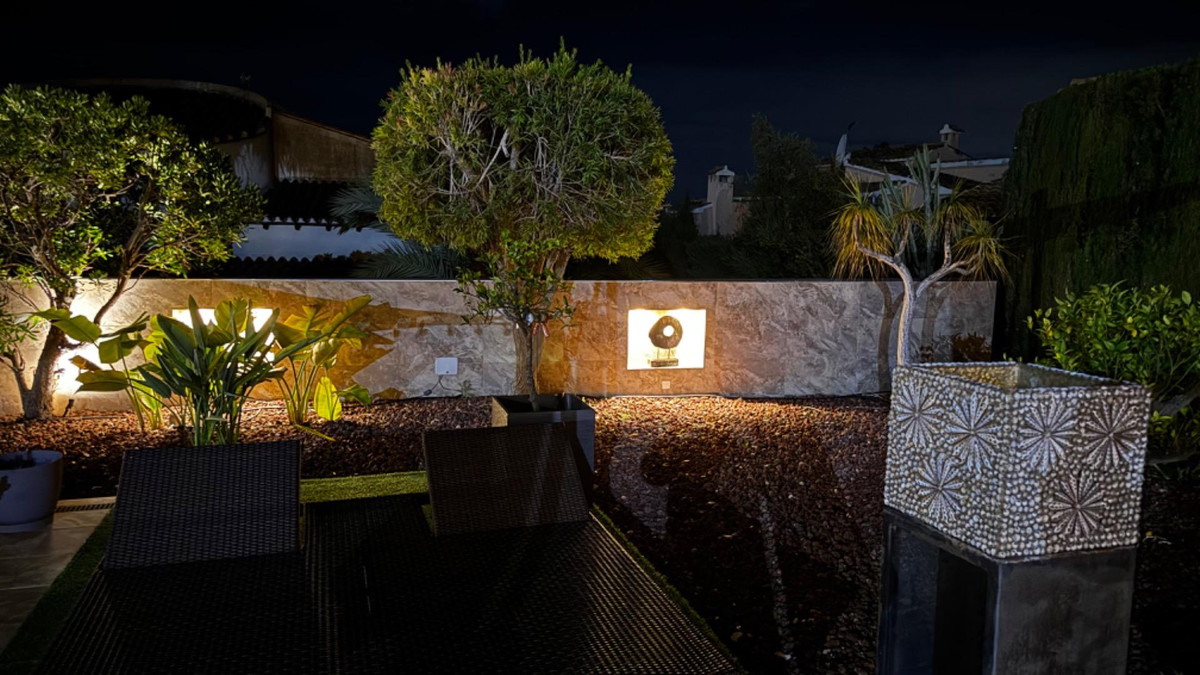 4 Bed Townhouse for sale in Moraira Costa Blanca, Alicante, Spain