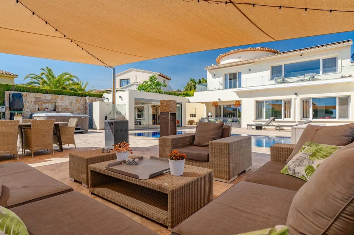 4 Bed Townhouse for sale in Moraira Costa Blanca, Alicante, Spain
