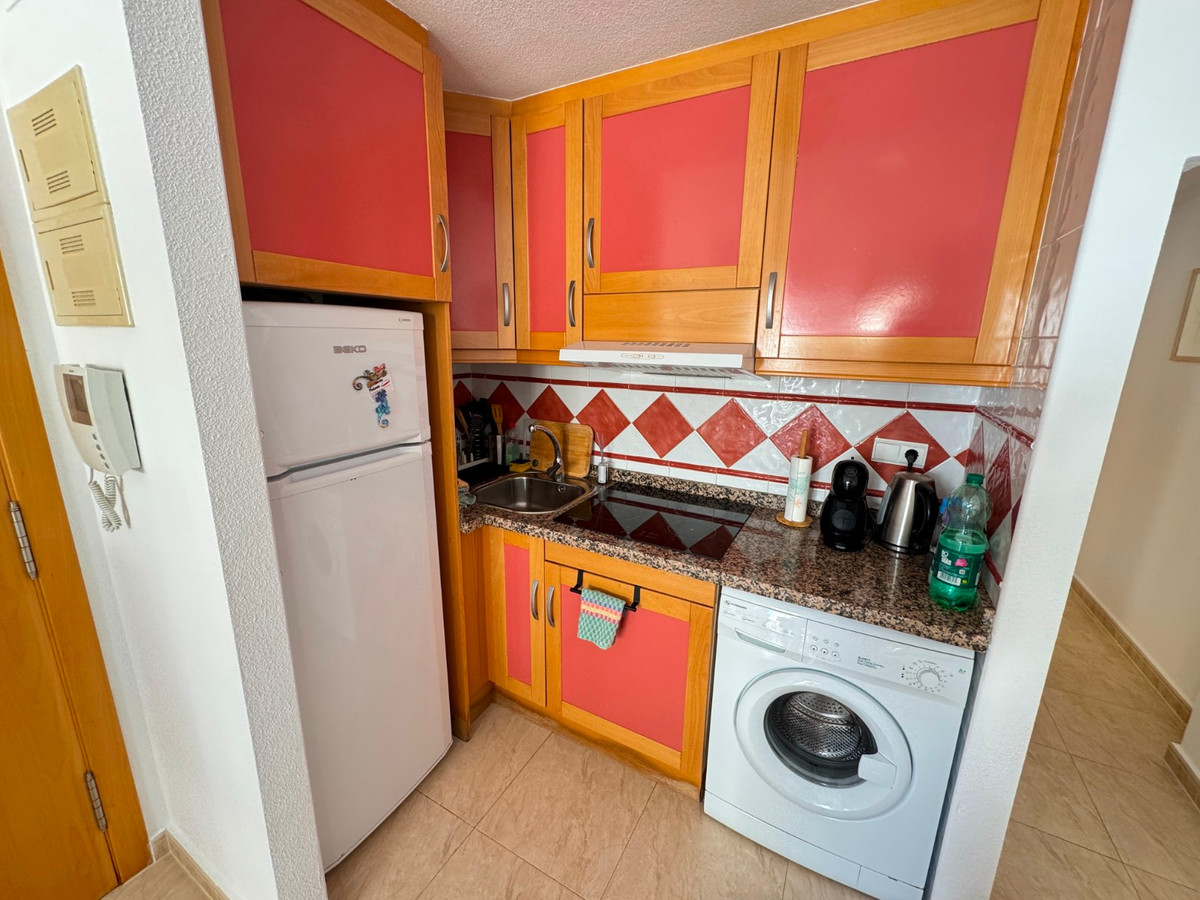 Se vende Apartamento Planta Baja de 2 dormitorios en Costa Blanca, Alicante, España