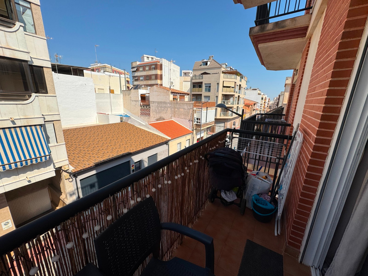 Se vende Apartamento Planta Baja de 2 dormitorios en Costa Blanca, Alicante, España