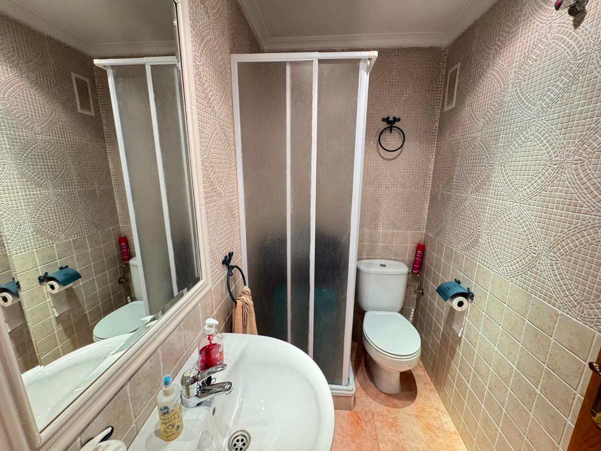 2 Bed Apartment for sale in Guardamar Del Segura Costa Blanca, Alicante, Spain