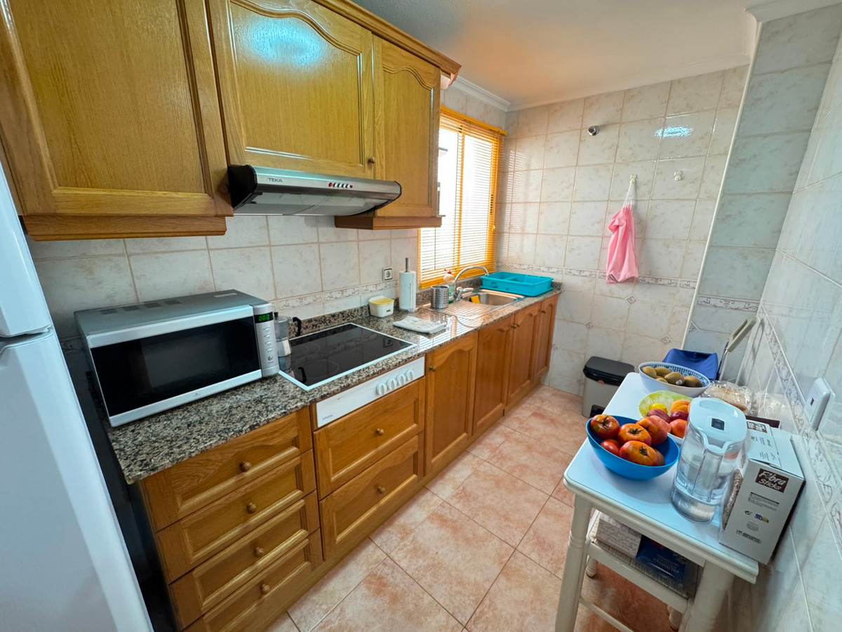 2 Bed Apartment for sale in Guardamar Del Segura Costa Blanca, Alicante, Spain