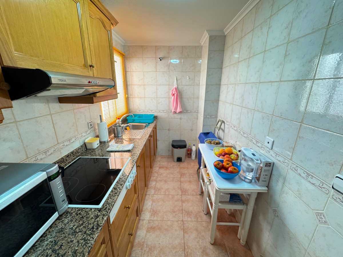2 Bed Apartment for sale in Guardamar Del Segura Costa Blanca, Alicante, Spain