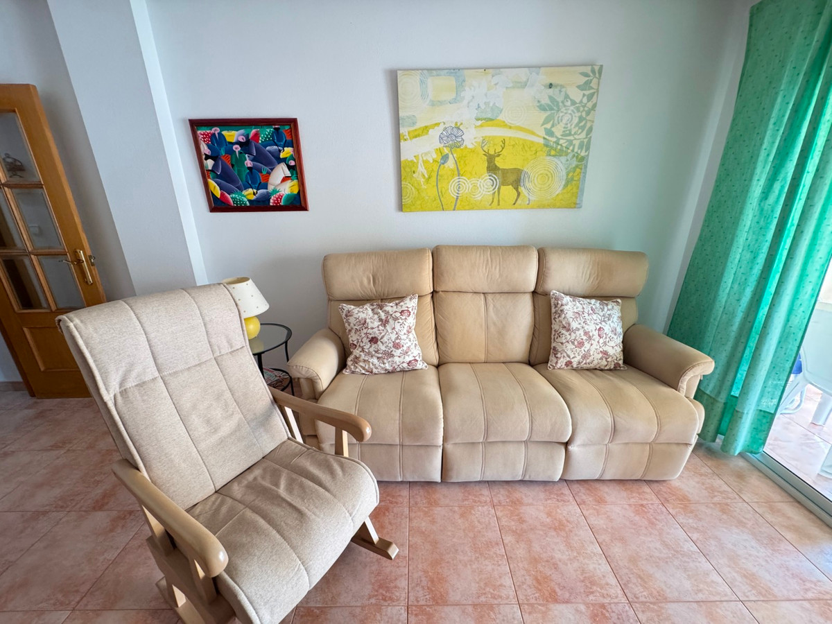 2 Bed Apartment for sale in Guardamar Del Segura Costa Blanca, Alicante, Spain