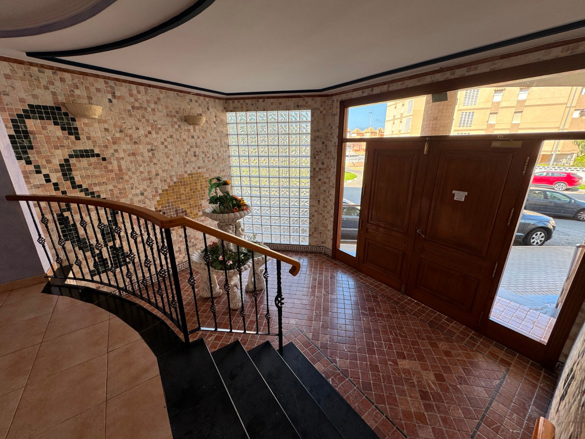 2 Bed Apartment for sale in Guardamar Del Segura Costa Blanca, Alicante, Spain
