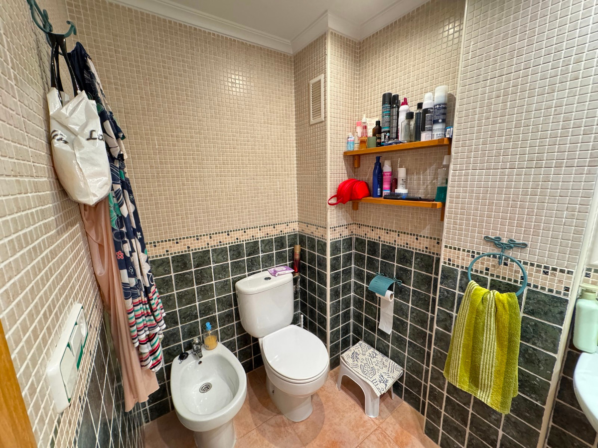 2 Bed Apartment for sale in Guardamar Del Segura Costa Blanca, Alicante, Spain