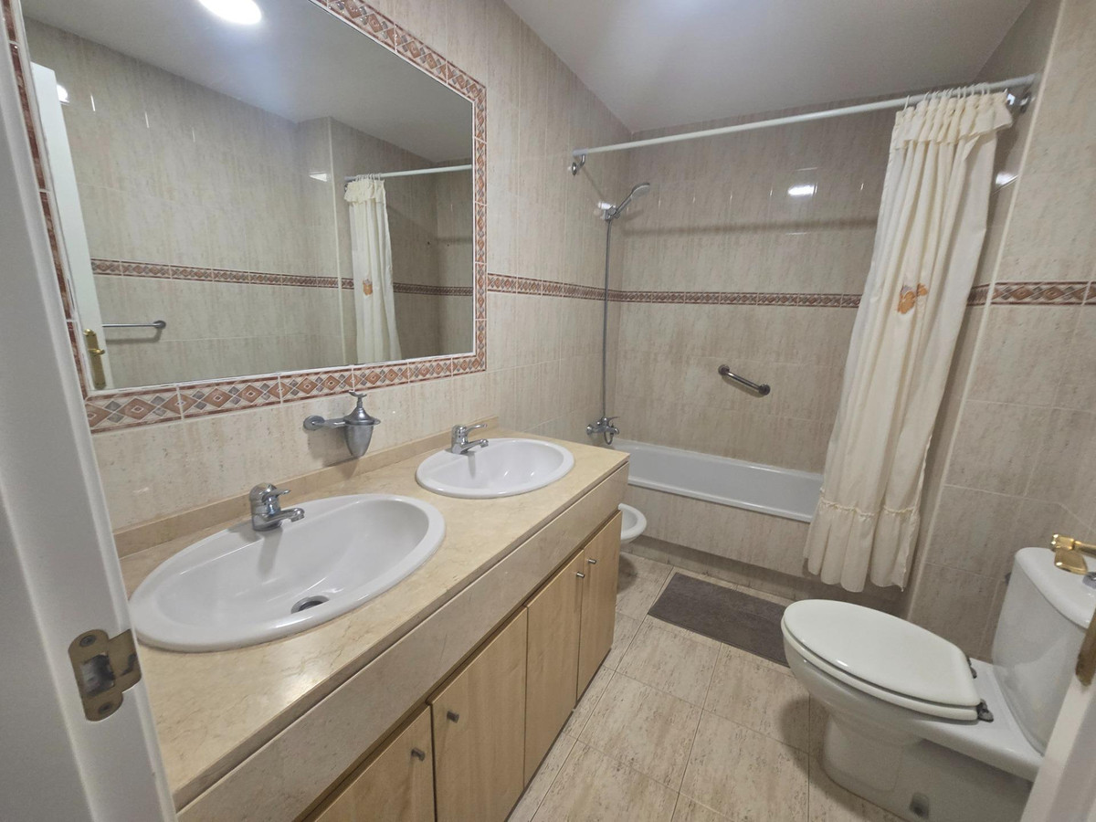 3 Bed Apartment for sale in Torrequebrada Costa Del Sol, Málaga, Spain