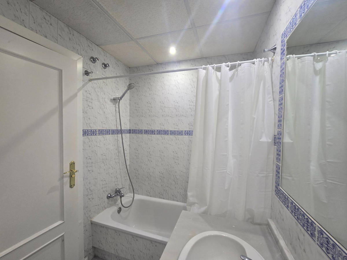 3 Bed Apartment for sale in Torrequebrada Costa Del Sol, Málaga, Spain