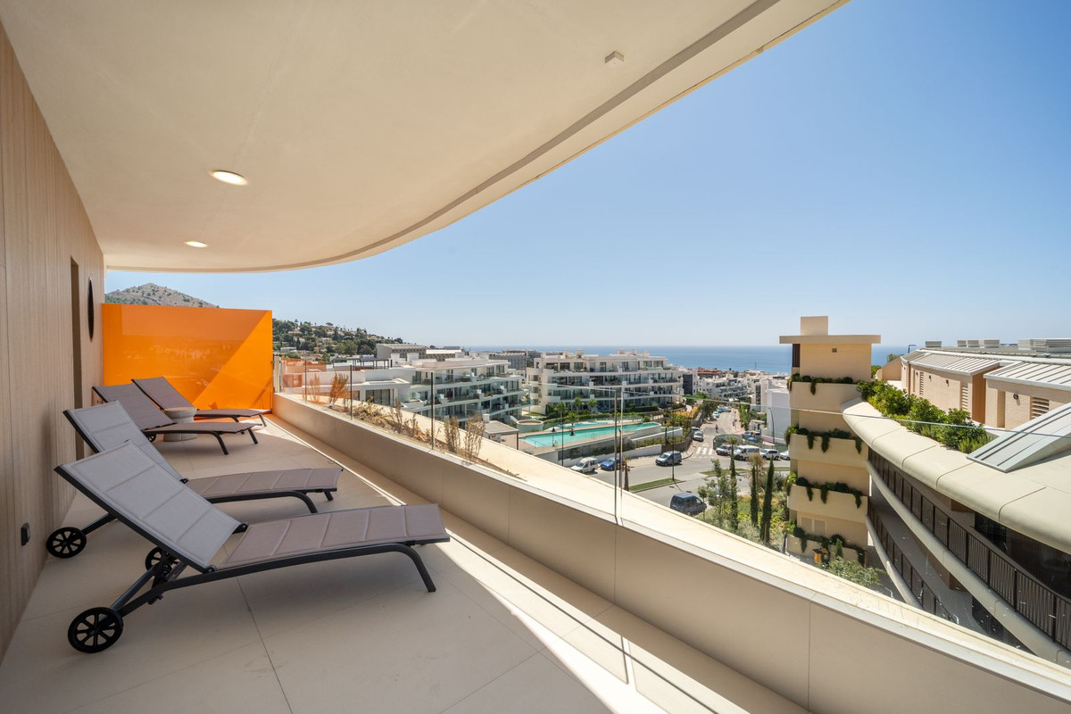 2 Bed Apartment for sale in Fuengirola Costa Del Sol, Málaga, Spain