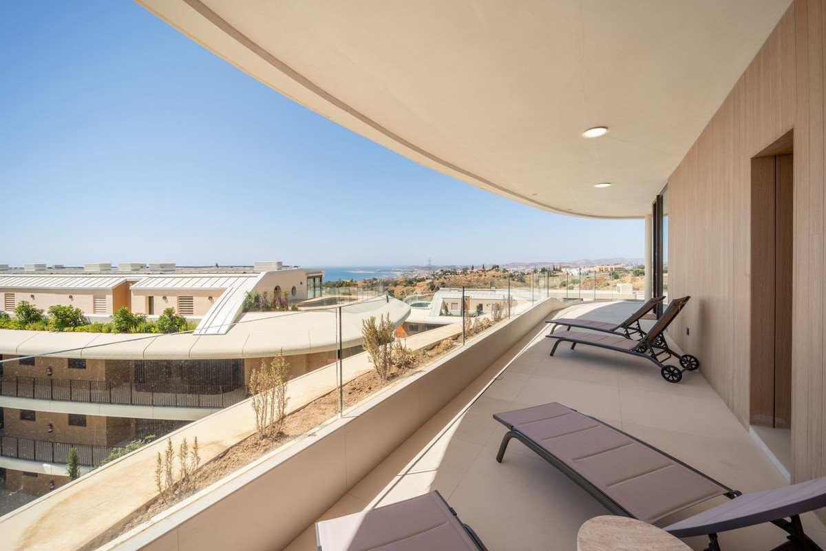 2 Bed Apartment for sale in Fuengirola Costa Del Sol, Málaga, Spain