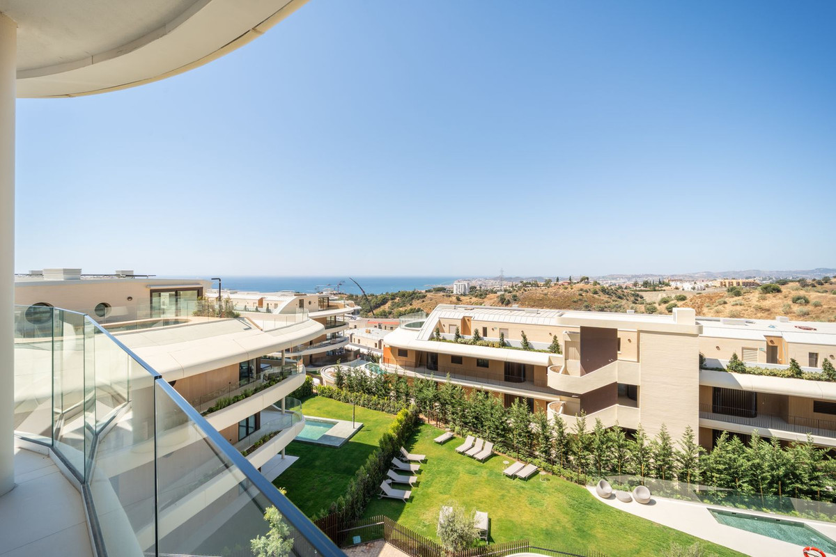 2 Bed Apartment for sale in Fuengirola Costa Del Sol, Málaga, Spain