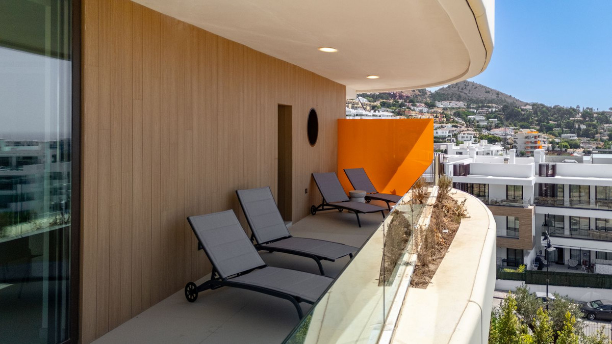2 Bed Apartment for sale in Fuengirola Costa Del Sol, Málaga, Spain