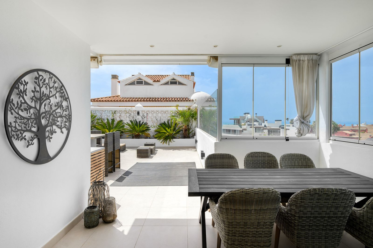 2 Bed Apartment for sale in Estepona Costa Del Sol, Málaga, Spain