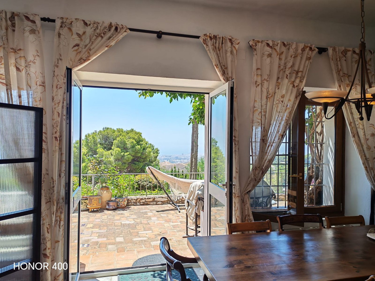 4 Bed Townhouse for sale in Mijas Costa Del Sol, Málaga, Spain