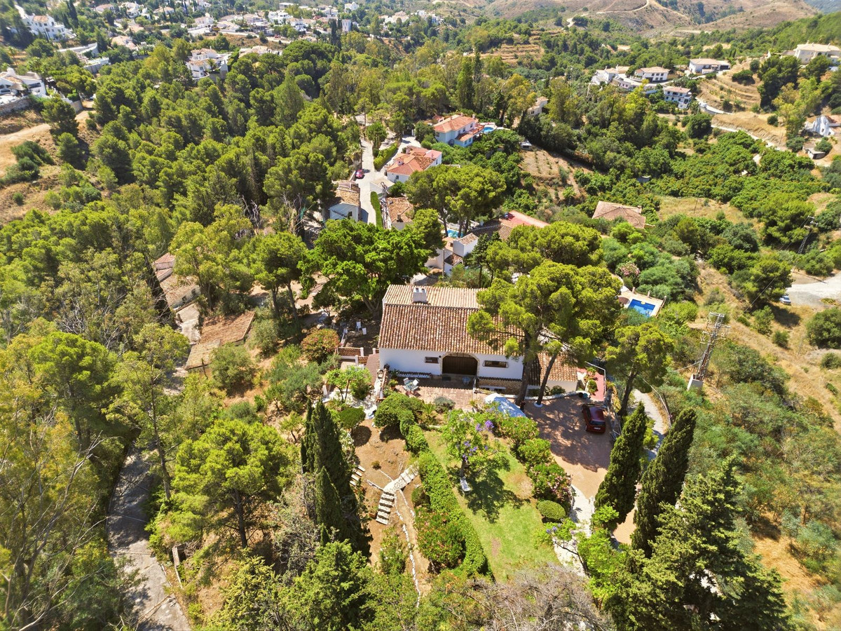 4 Bed Townhouse for sale in Mijas Costa Del Sol, Málaga, Spain
