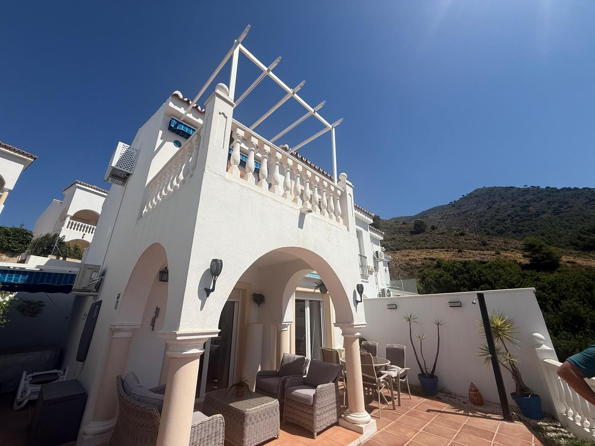 2 Bed Townhouse for sale in Valtocado Costa Del Sol, Málaga, Spain