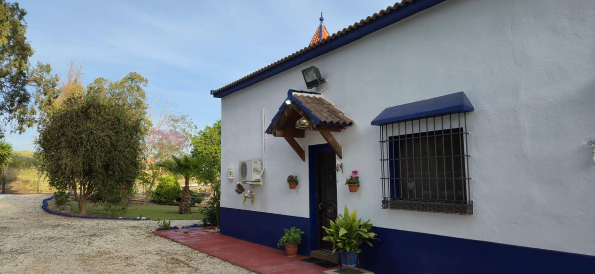 3 Bed Townhouse for sale in Cártama Costa Del Sol, Málaga, Spain