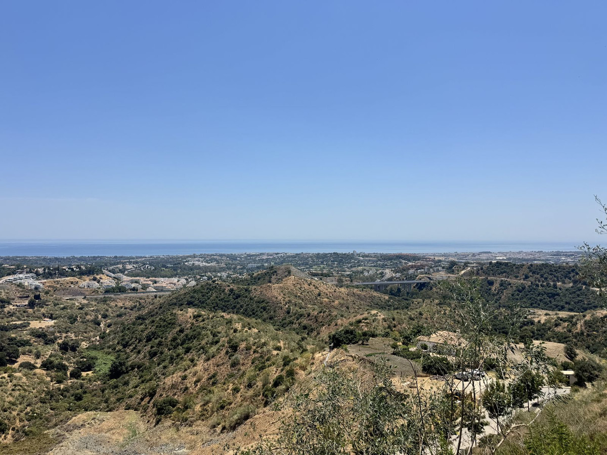 Plots for sale in La Quinta Costa Del Sol, Málaga, Spain