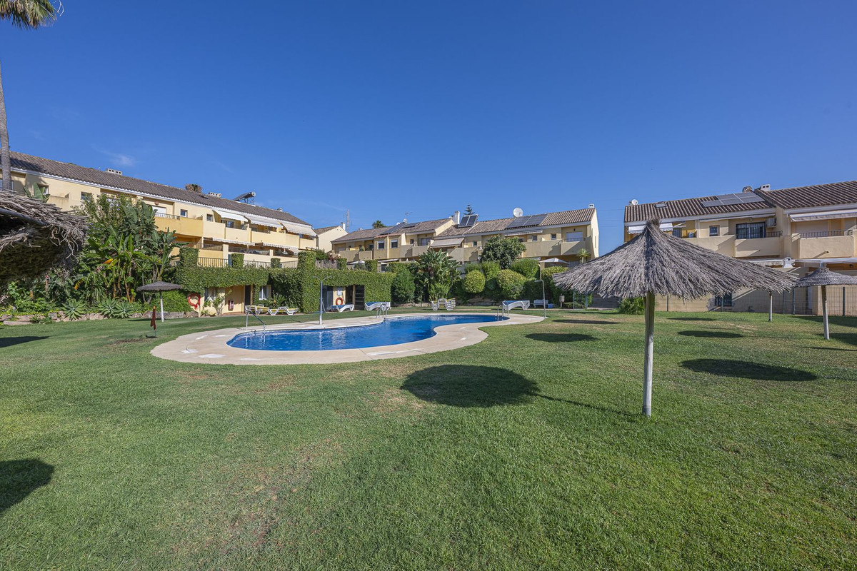 Se vende Adosada de 3 dormitorios en Costa Del Sol, Málaga, España