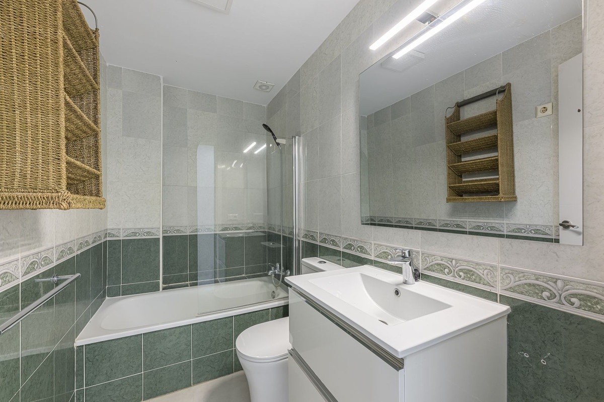 Se vende Adosada de 3 dormitorios en Costa Del Sol, Málaga, España