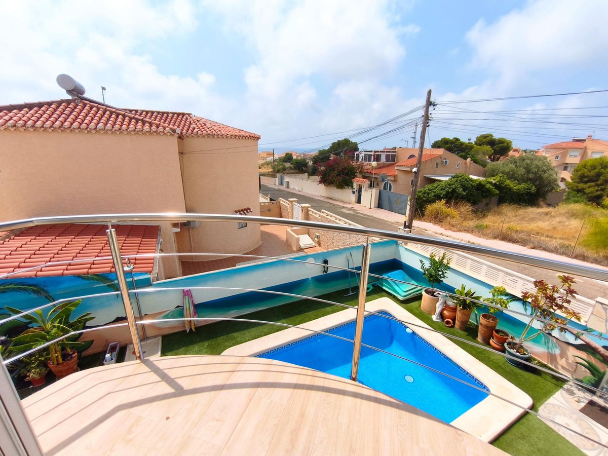 Se vende Villa - Chalet de 3 dormitorios en Costa Calida, Murcia, España