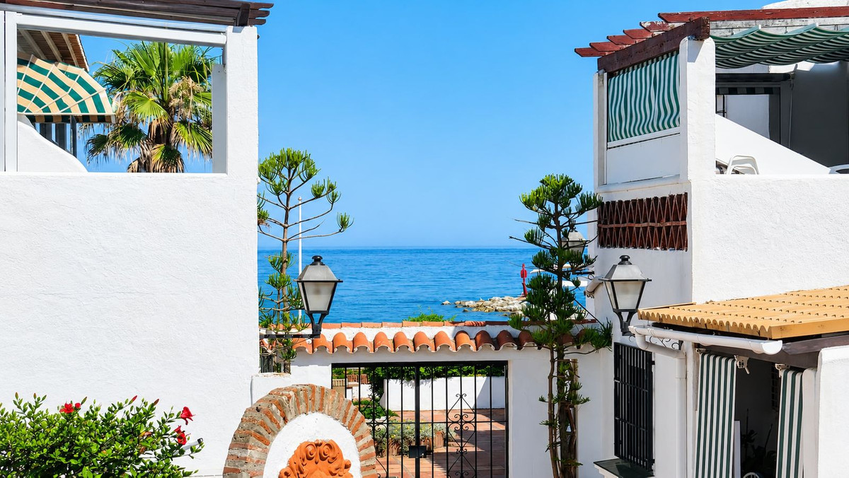 Se vende Apartamento Planta Baja de 2 dormitorios en Costa Del Sol, Málaga, España