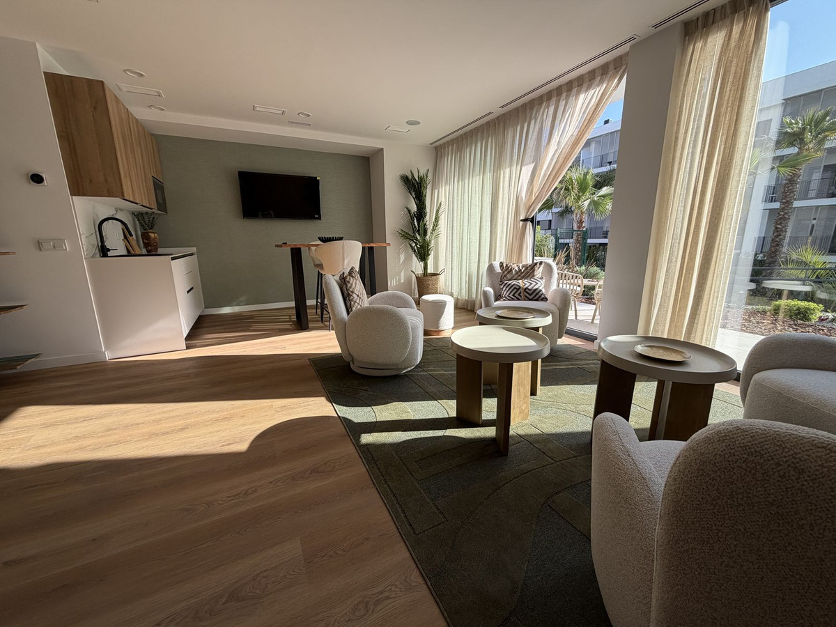 3 Bed Apartment for sale in Estepona Costa Del Sol, Málaga, Spain