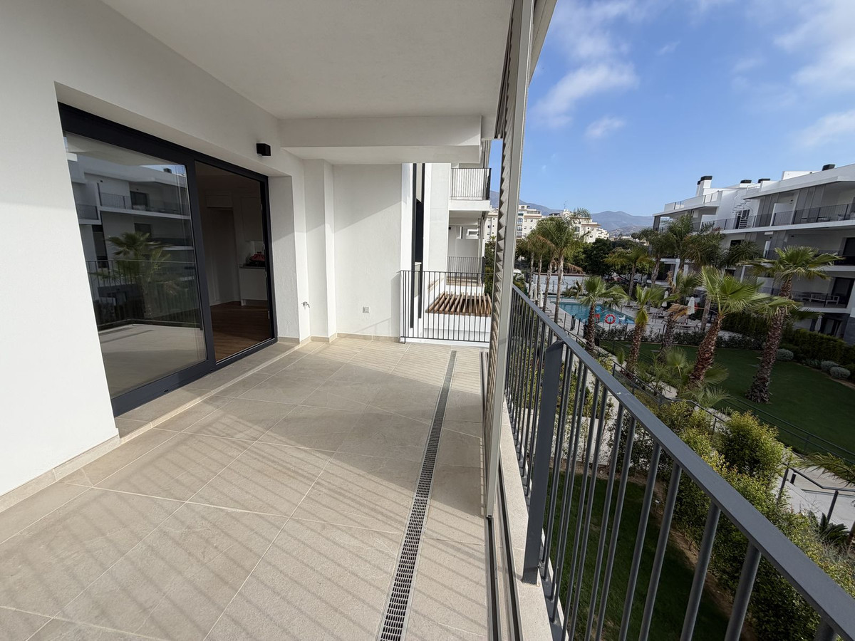 3 Bed Apartment for sale in Estepona Costa Del Sol, Málaga, Spain