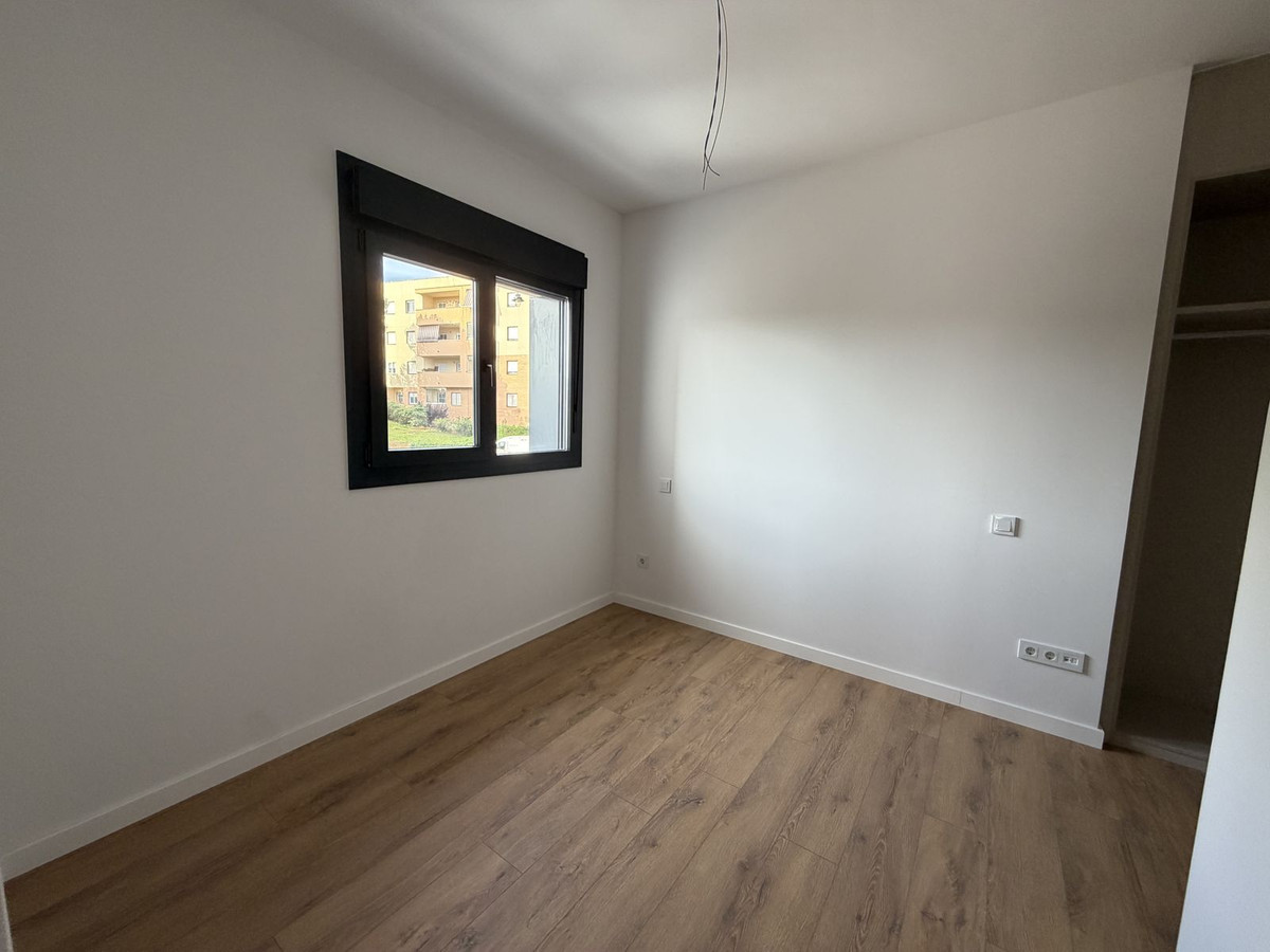 3 Bed Apartment for sale in Estepona Costa Del Sol, Málaga, Spain