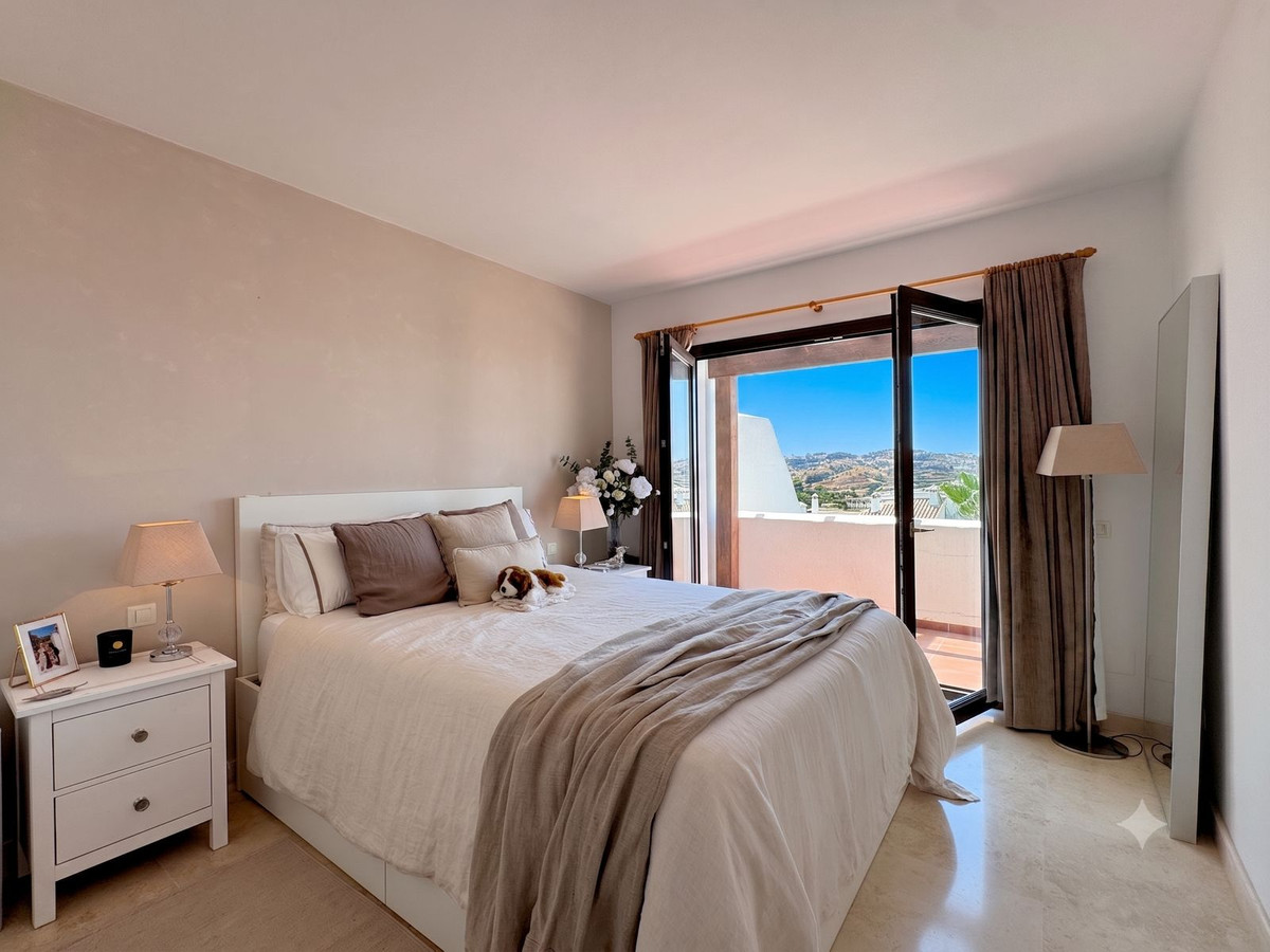 4 Bed Apartment for sale in Mijas Golf Costa Del Sol, Málaga, Spain