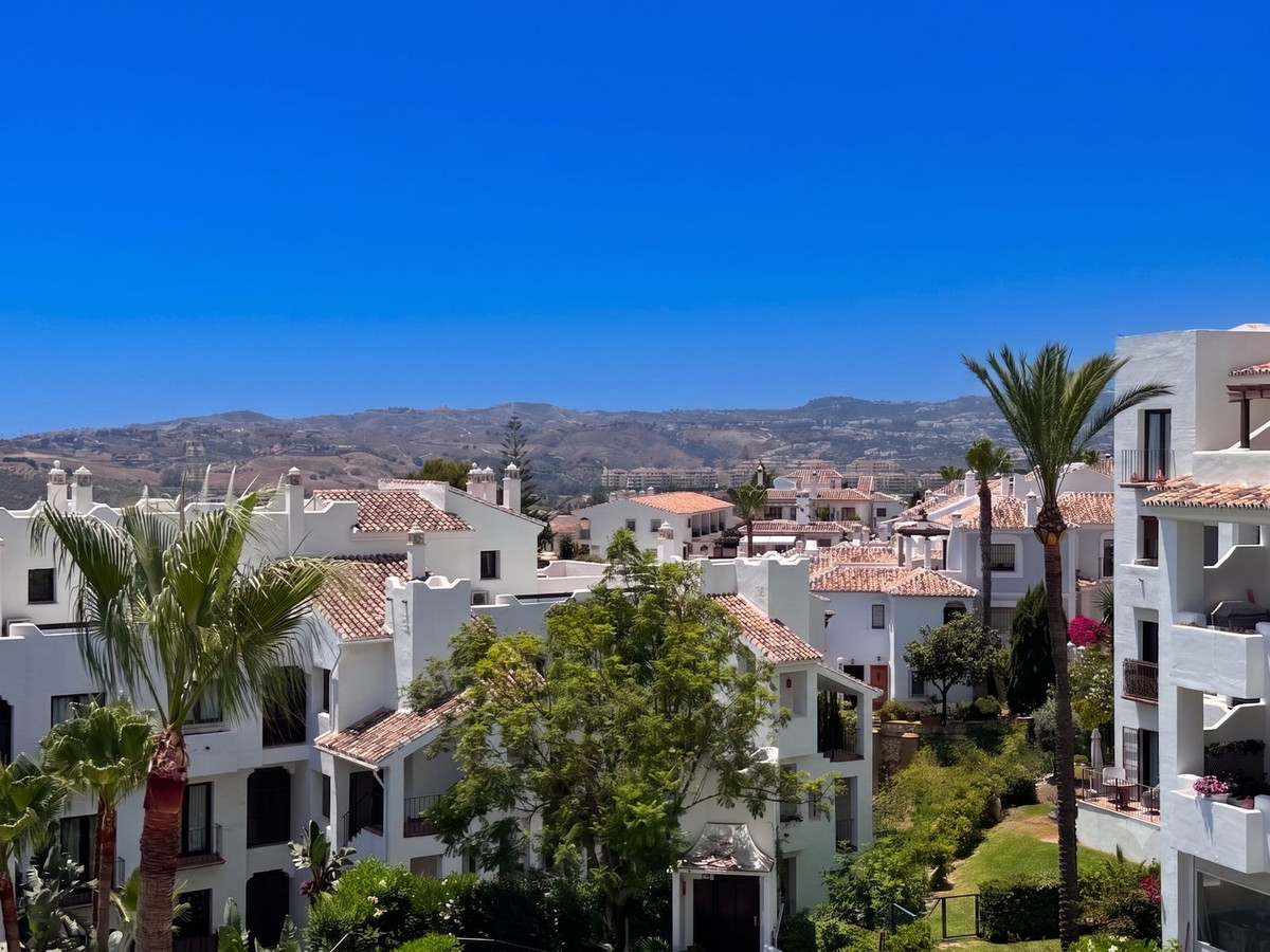 4 Bed Apartment for sale in Mijas Golf Costa Del Sol, Málaga, Spain