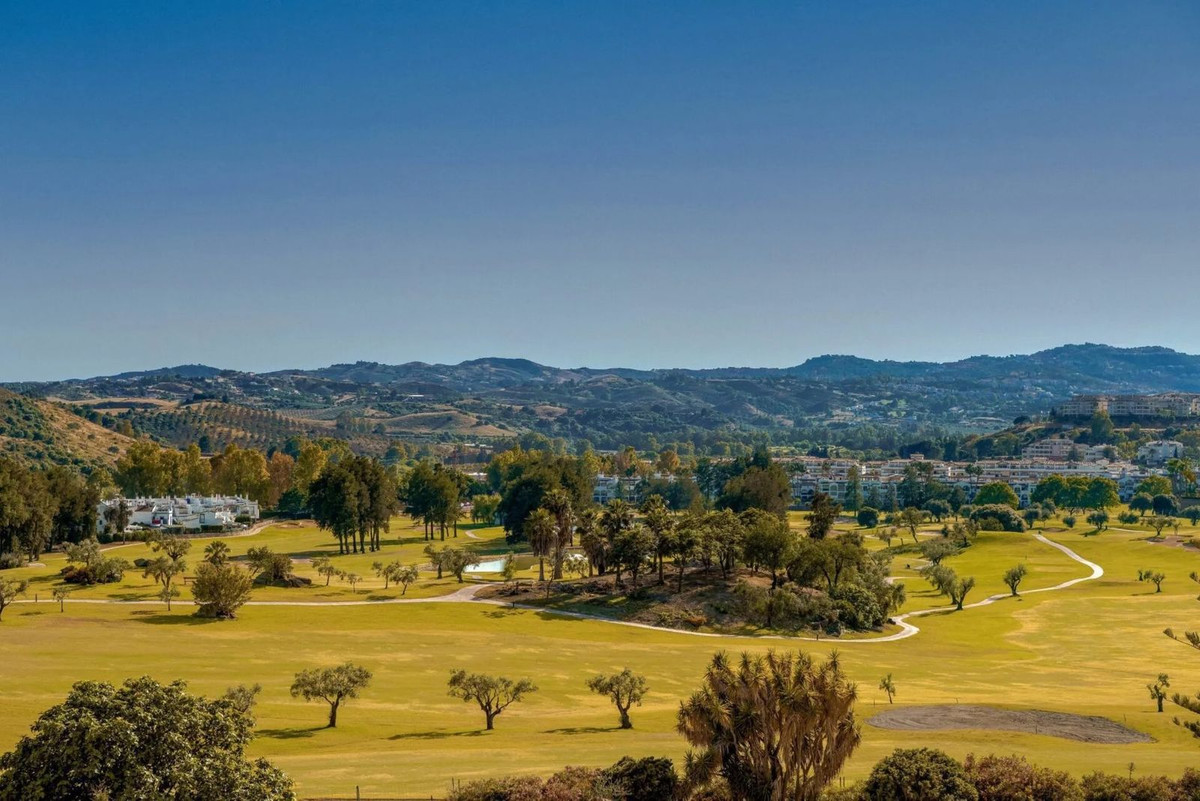 4 Bed Apartment for sale in Mijas Golf Costa Del Sol, Málaga, Spain