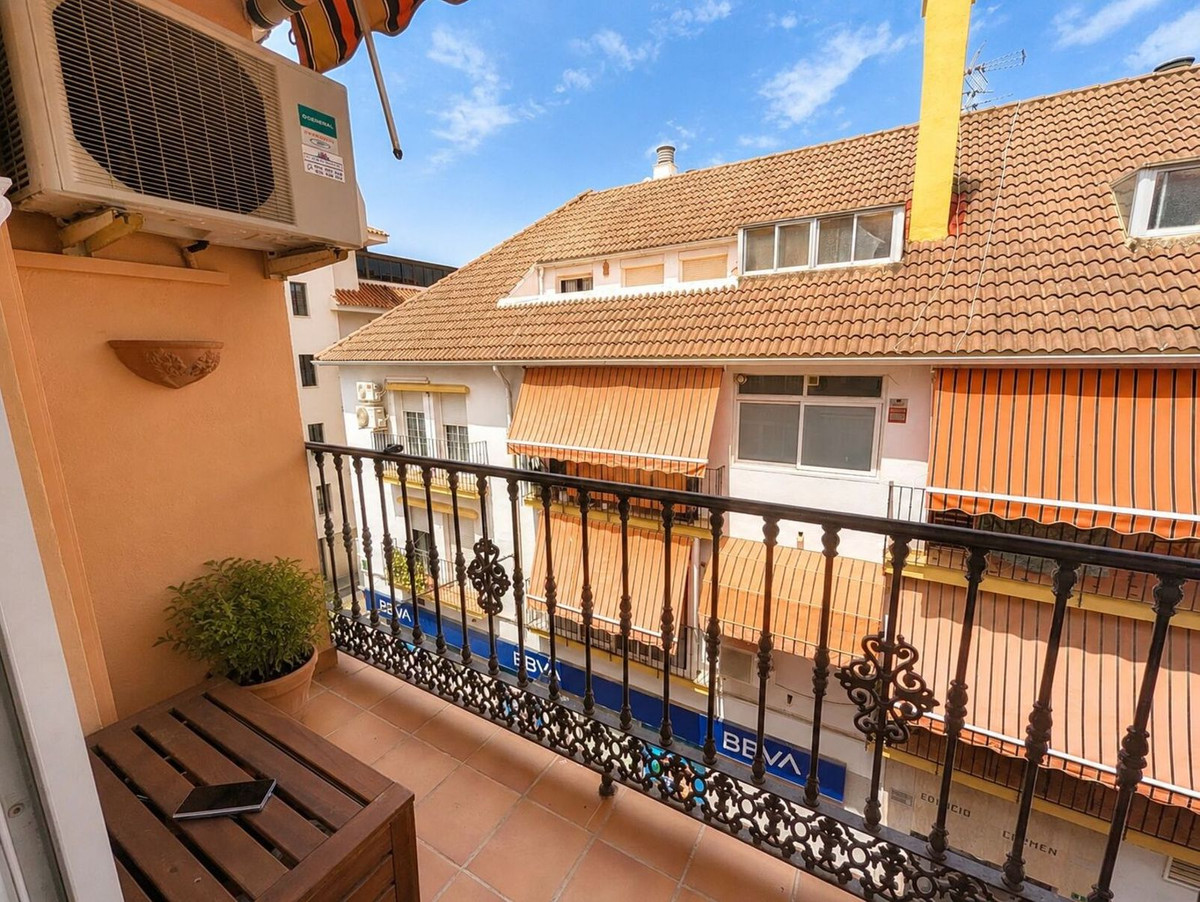 2 Bed Apartment for sale in Los Boliches Costa Del Sol, Málaga, Spain