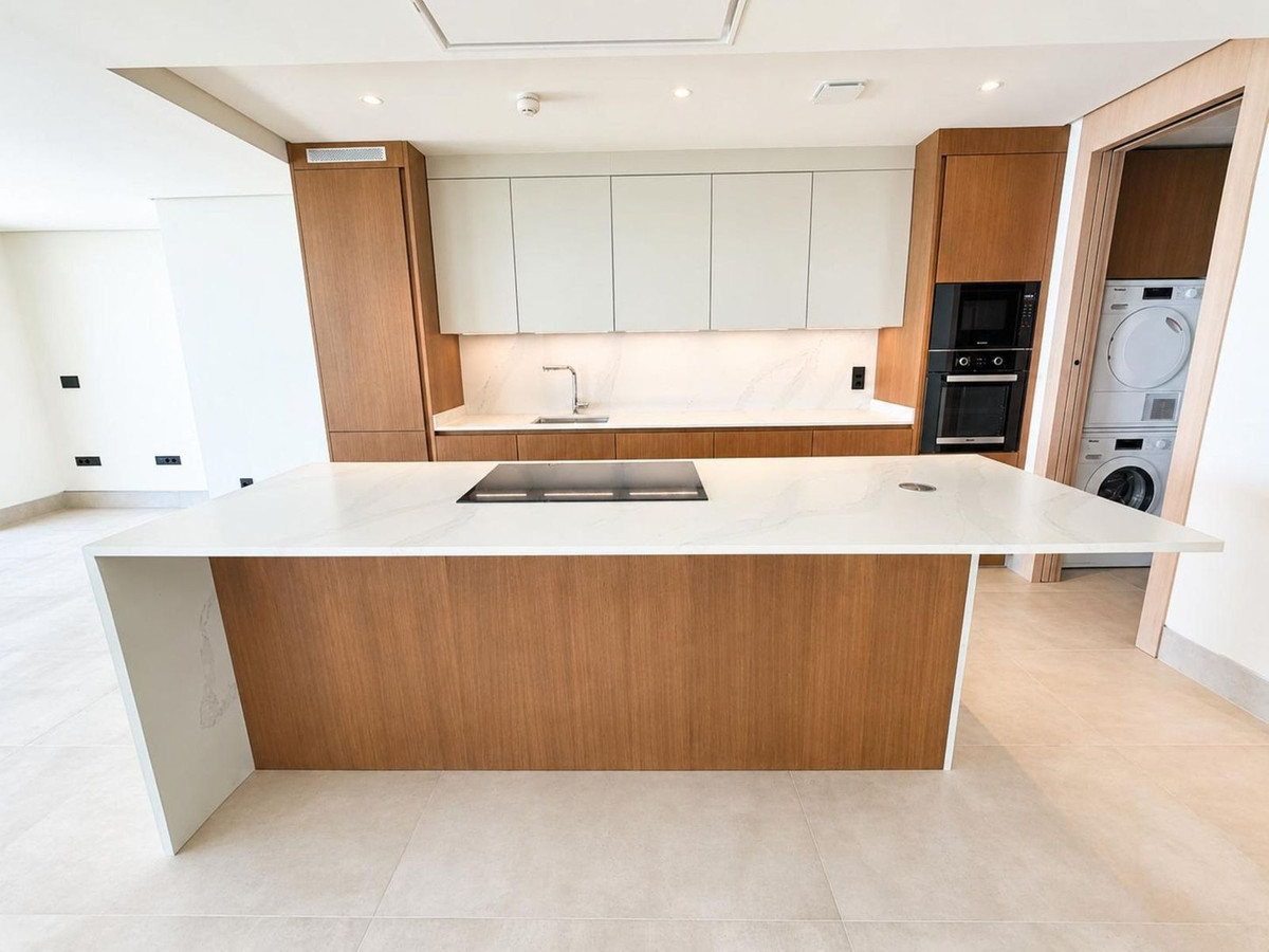 4 Bed Apartment for sale in Málaga Costa Del Sol, Málaga, Spain