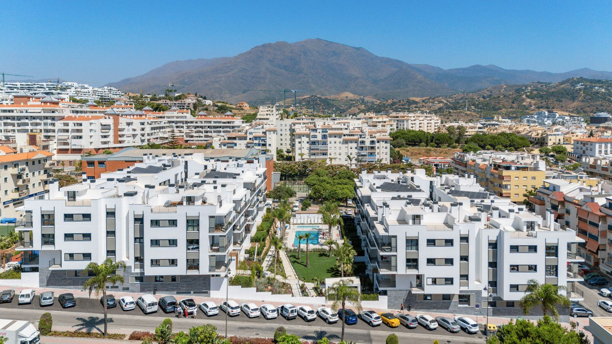 2 Bed Apartment for sale in Estepona Costa Del Sol, Málaga, Spain