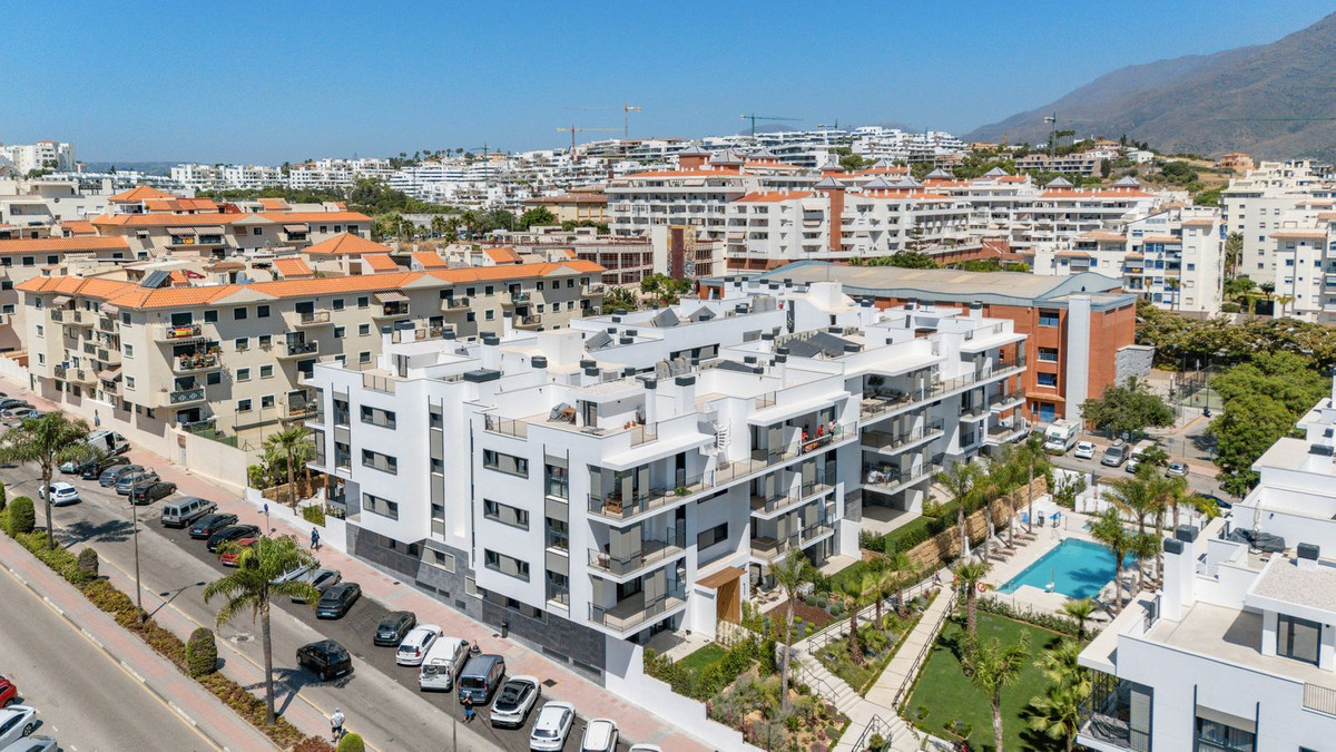 2 Bed Apartment for sale in Estepona Costa Del Sol, Málaga, Spain