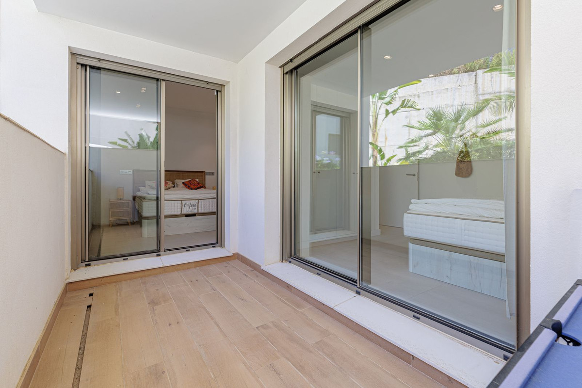Se vende Apartamento Planta Media de 3 dormitorios en Costa Del Sol, Málaga, España