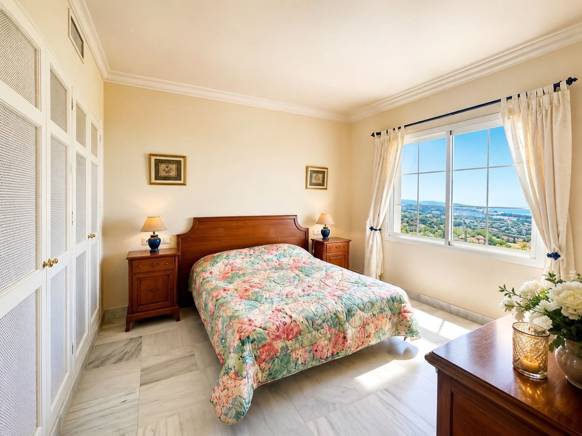 3 Bed Apartment for sale in Monte Halcones Costa Del Sol, Málaga, Spain