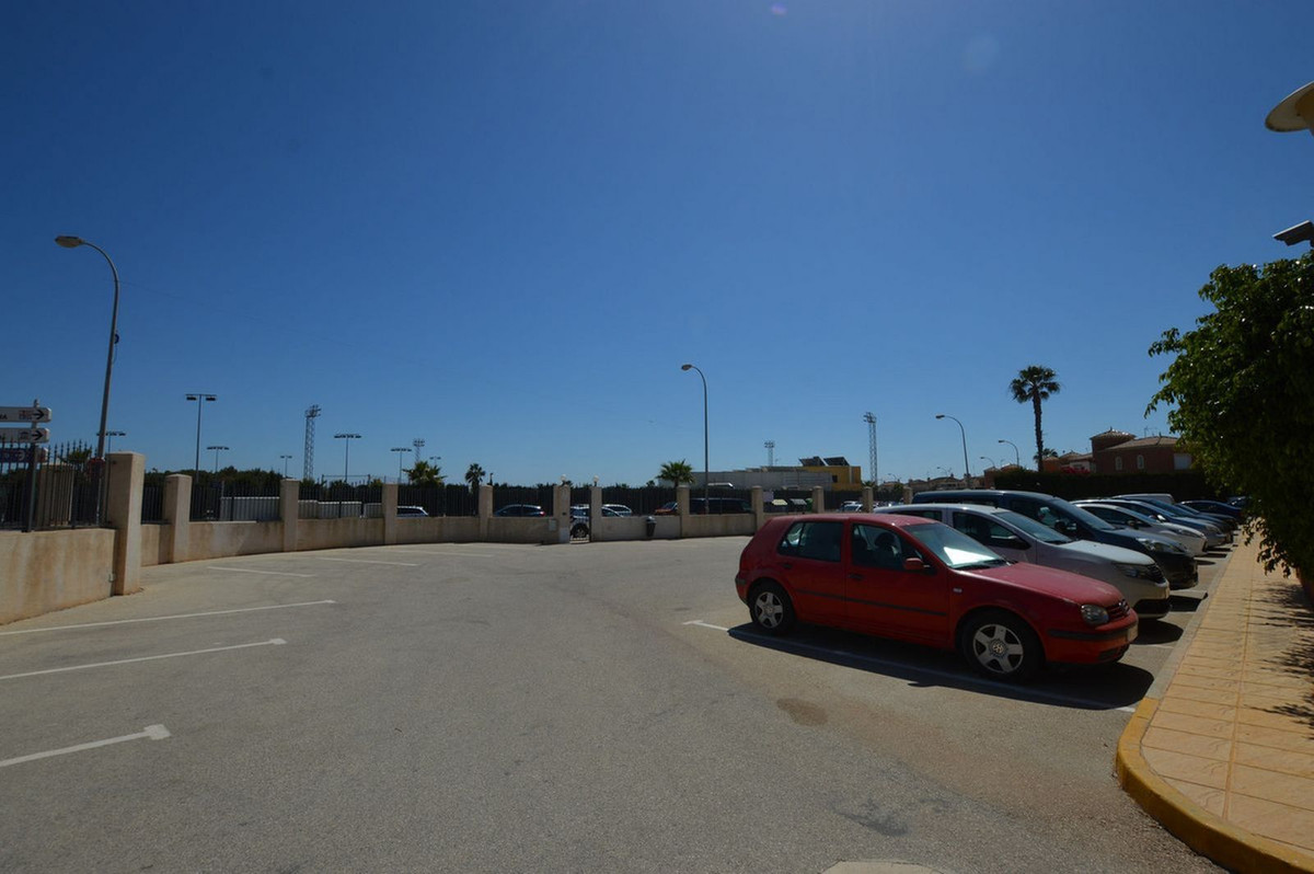 Se vende Apartamento Planta Baja de 2 dormitorios en Costa Blanca, Alicante, España