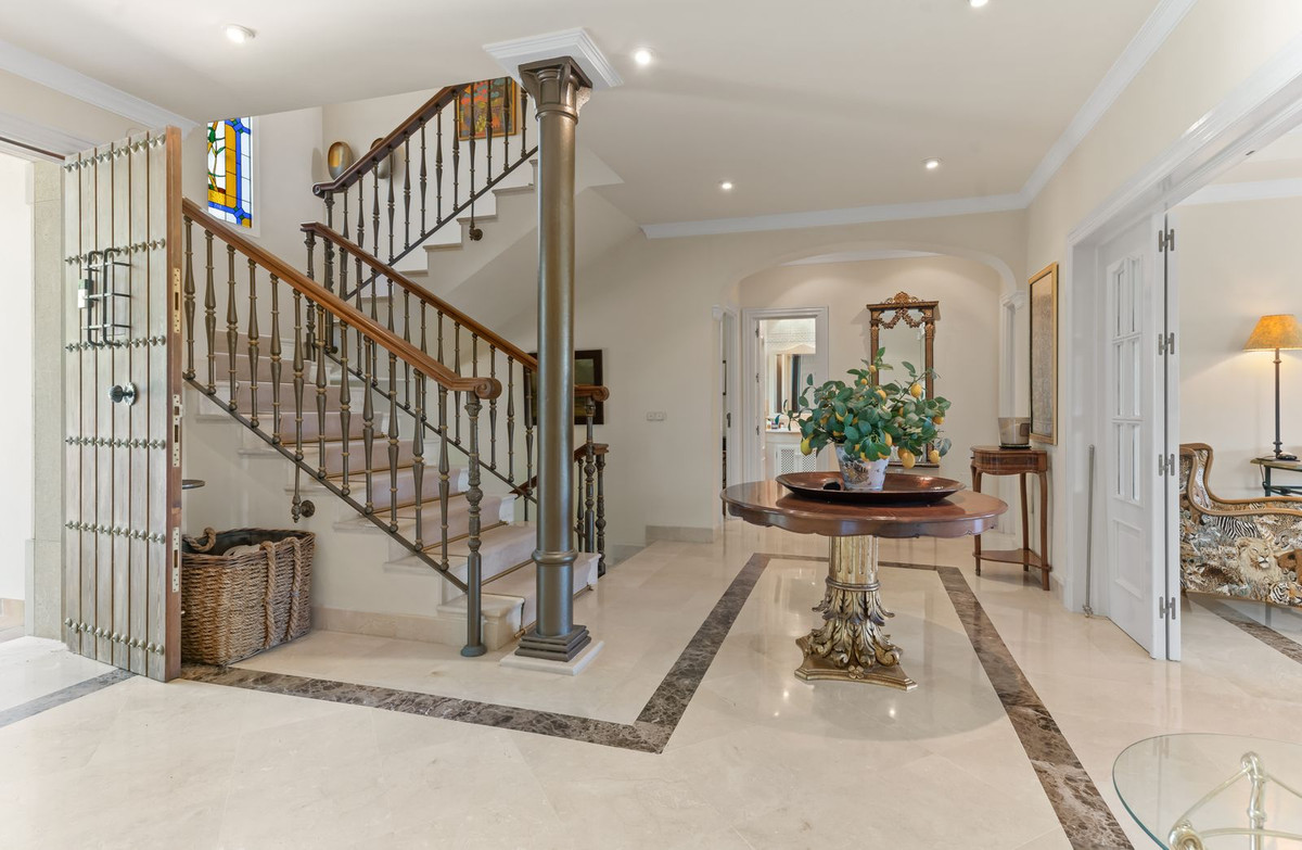 5 Bed Townhouse for sale in Bahía De Marbella Costa Del Sol, Málaga, Spain