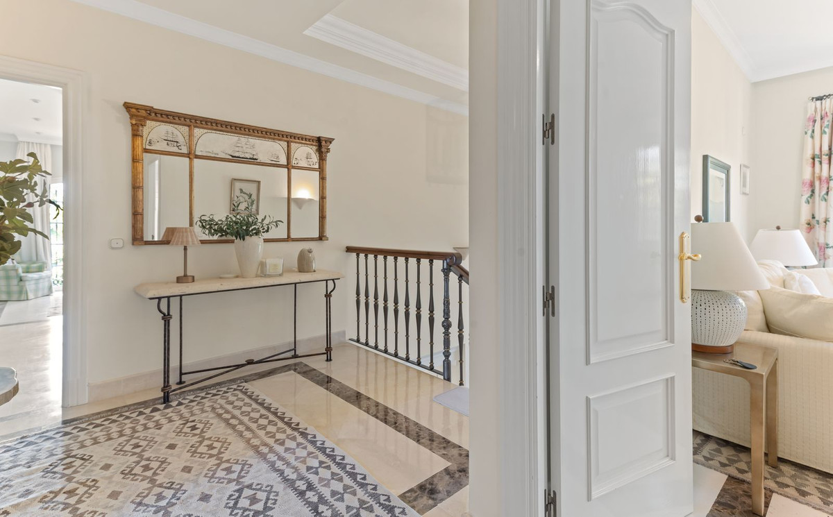 5 Bed Townhouse for sale in Bahía De Marbella Costa Del Sol, Málaga, Spain