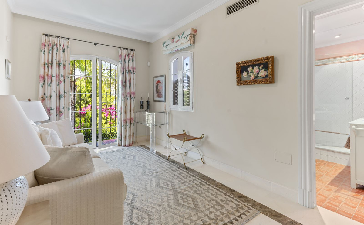 5 Bed Townhouse for sale in Bahía De Marbella Costa Del Sol, Málaga, Spain