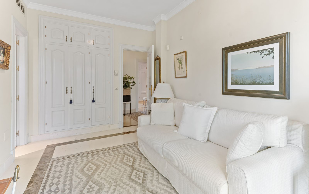 5 Bed Townhouse for sale in Bahía De Marbella Costa Del Sol, Málaga, Spain